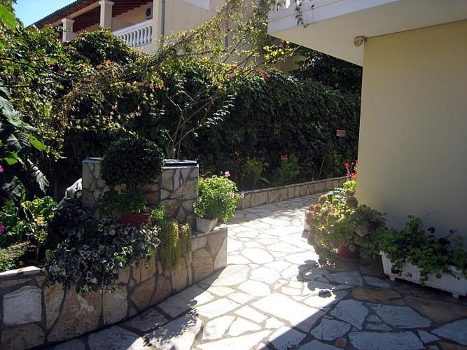 Dina Agios Gordios (Corfu)